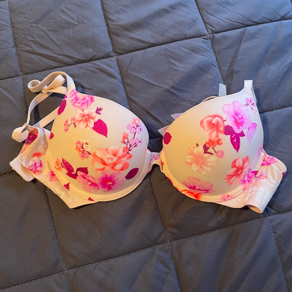 PINK bra | size 32C! Push up nude bra with pink flowers